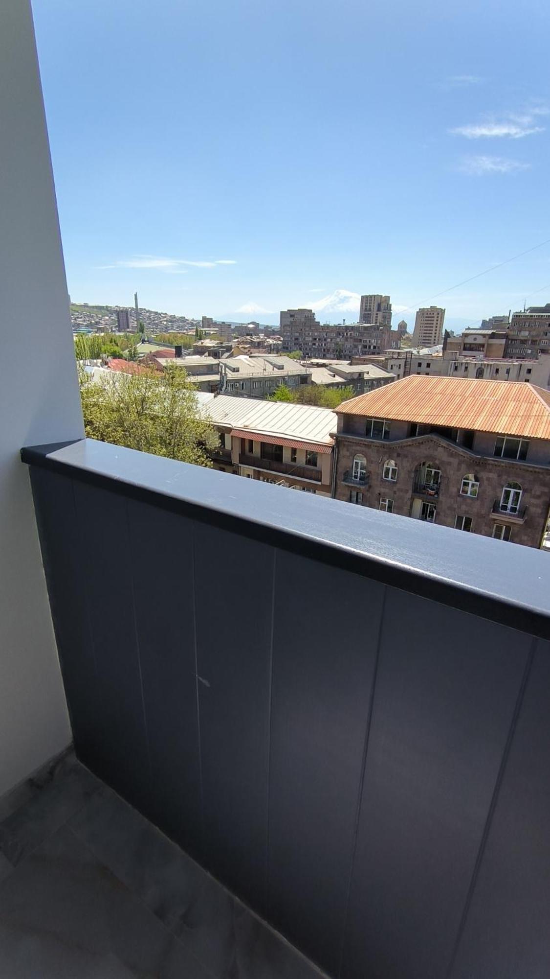 Apartment On Sayat Nova 33 耶烈万 外观 照片