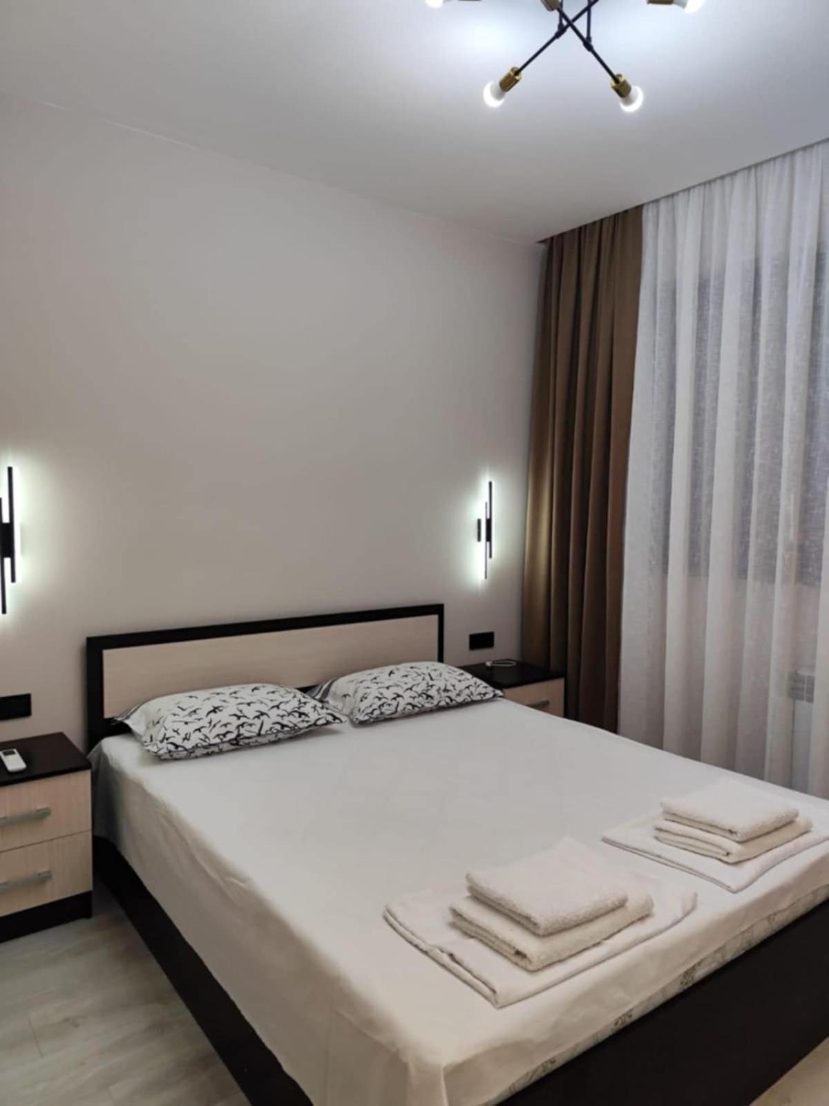 Apartment On Sayat Nova 33 耶烈万 外观 照片